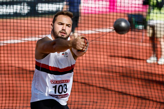 Ragnar Carlsson Hässelby SK vinnare i slägga