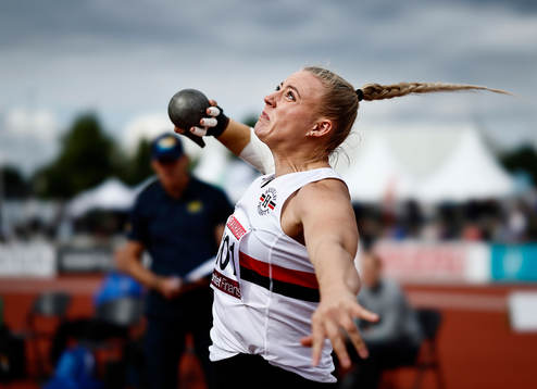 Axelina Johansson Hässelby SK trea i kula