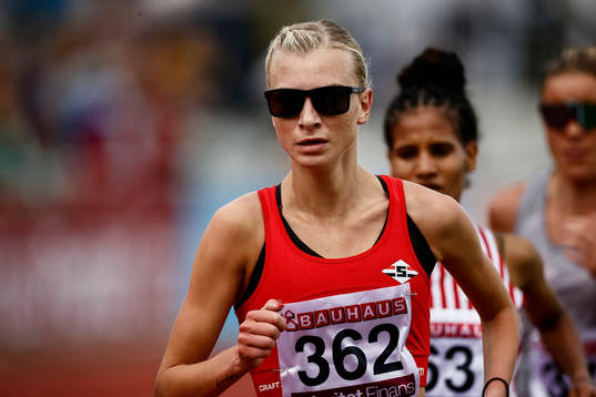 Sara Christiansson Sävedalens AIK tvåa i 5000 m