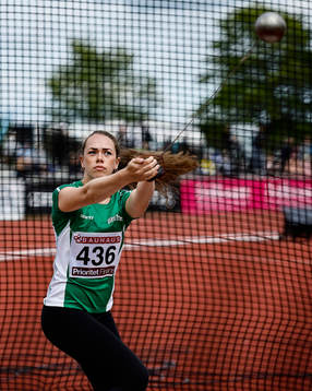 Luana Lund Klaric Ullevi FK i slägga