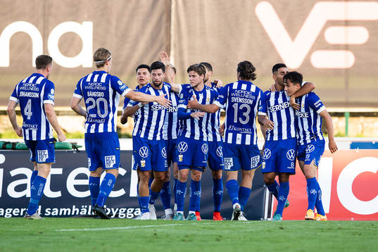 IFK Göteborgs Marcus Berg jublar med lagkamrater