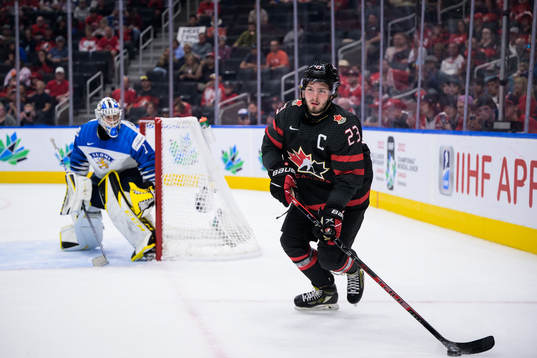Mason McTavish of Canada