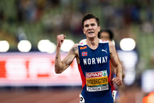Jakob Ingebrigtsen of Norway celebrates