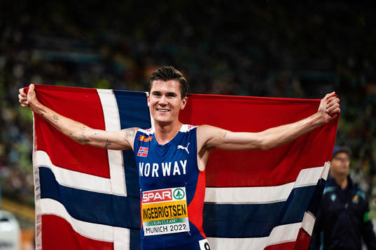 Jakob Ingebrigtsen of Norway celebrates
