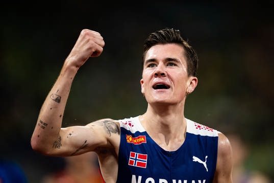 Jakob Ingebrigtsen of Norway celebrates