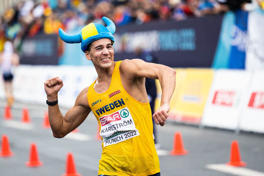 Perseus Karlström of Sweden celebrates