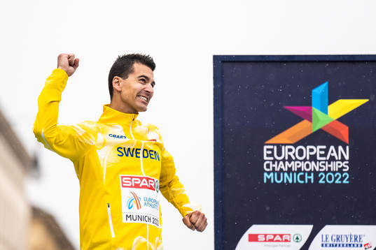 Perseus Karlström of Sweden celebrates at the medal