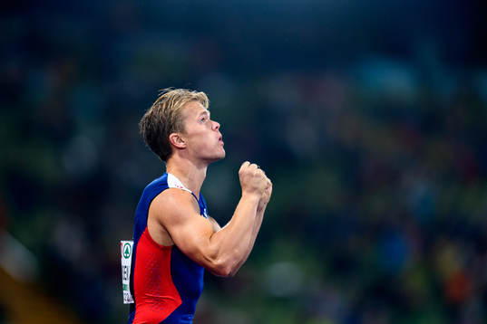 Sondre Guttormsen of Norway celebrates in men's pole vault