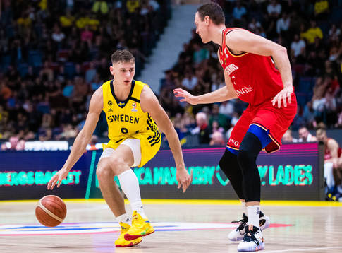 Pelle Larsson of Sweden and Johannes Voigtmann of Germany