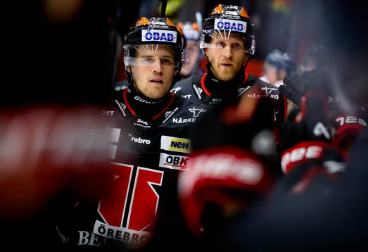 Örebros William Wikman jublar vid 1-0 målet