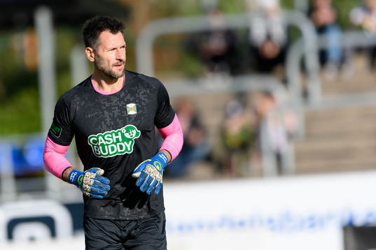 Varbergs målvakt Stojan Lukic före fotbollsmatchen i