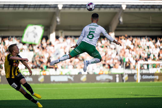 Häckens Tomas Olai Totland och Hammarbys Mohanad Jeahze