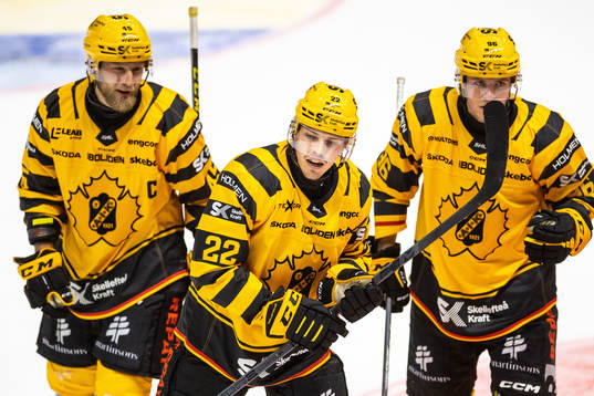 Skellefteås Jonathan Johnson jublar