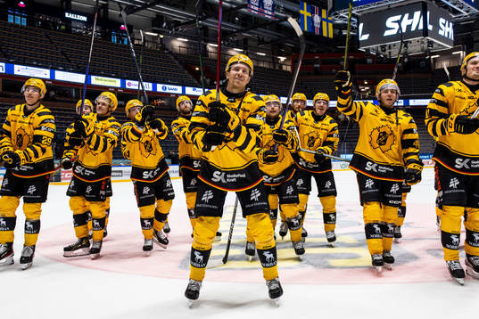 Skellefteås spelare jublar