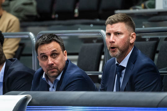 Luleås assisterande tränare Håkan Larsson och tränare