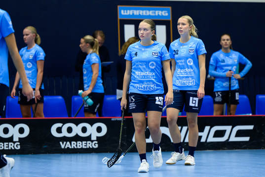 Warbergs Clara Lindberg och Amanda Karlsson deppar