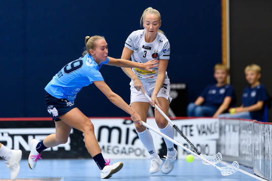 Warbergs Louise Hedqvist och Pixbos Moa Andersson