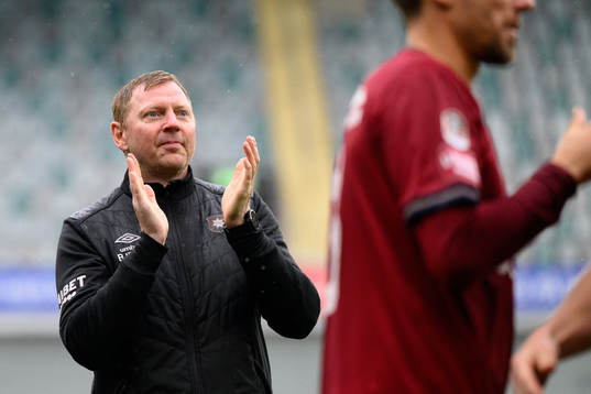 Örgrytes tränare Brynjar Gunnarsson jublar