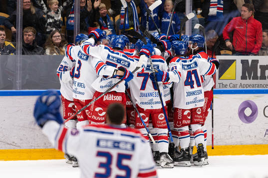 Oskarshamns spelare jublar