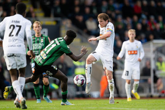 Varbergs Filipe Sisse och Häckens Erik Friberg
