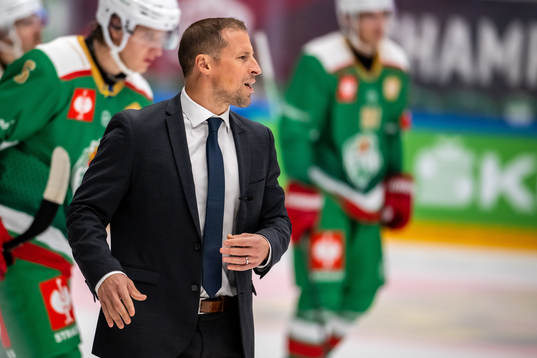 Head coach Cam Abbott of Rögle
