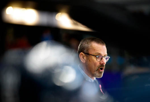 s huvudtränare Tommy Samuelsson