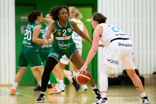 Eos Tay Courtajia Sanders mot Östersunds Hannah Whitish
