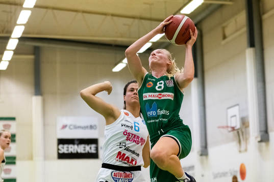 Eos Anna Seilund och Östersunds Gaby Brown
