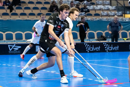 Helsingborgs Fredi Petersson och Gävles Oskar Strand