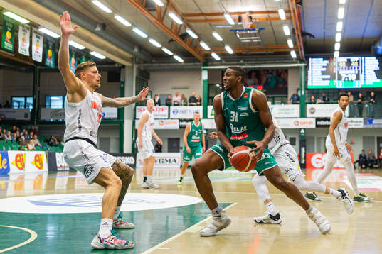 Bläddra bland fler bilder av Basket, SBL Herr, Södertälje - Uppsala