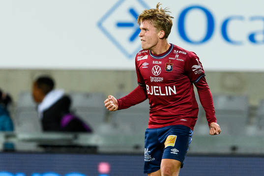 Örgrytes Isak Dahlqvist jublar