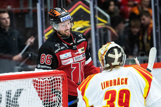 Örebros Mathias Bromé och Brynäs målvakt Anders