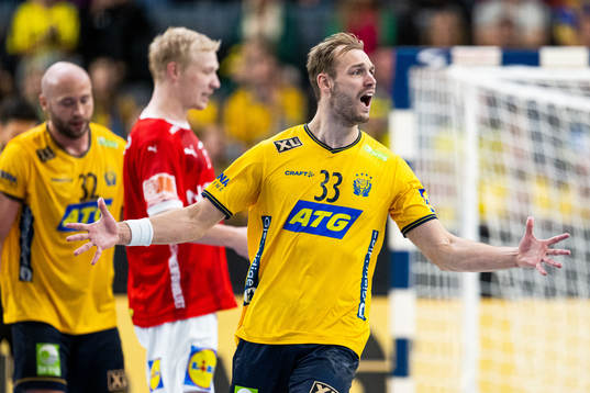 Lukas Sandell of Sweden reacts