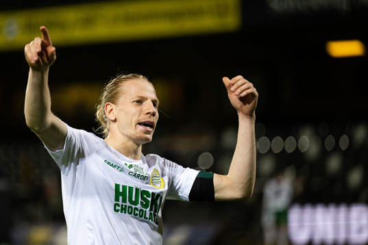 Hammarbys Gustav Ludwigson jublar
