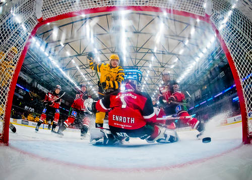 Skellefteås Jonathan Johnson gör 2-2 på Örebros