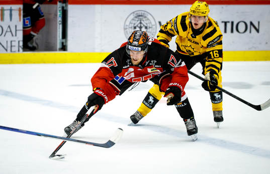 Örebros William Wikman och Skellefteås Linus Lindström