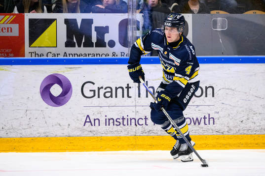 HV71s Emil Andrae