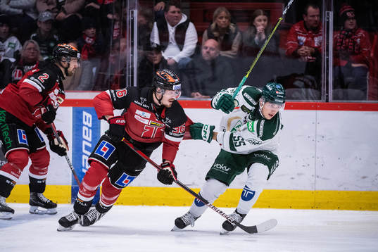 Örebros Rasmus Rissanen, Emil Larsson och Färjestads Max