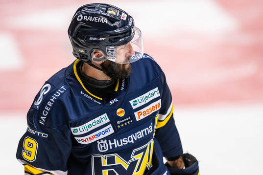 HV71s Taylor Matson