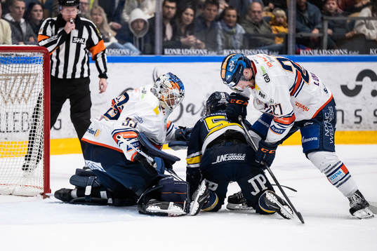 Växjös målvakt Emil Larmi