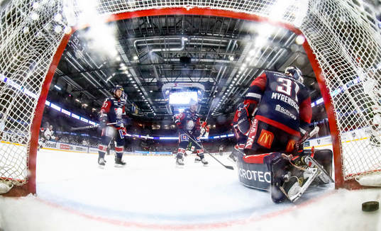 Mål av Malmö Redhawks förbi Linköpings målvakt Jesper