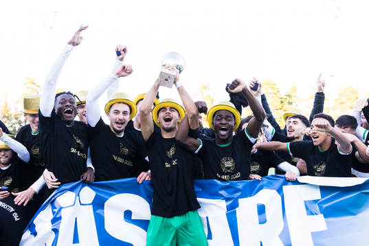 Hammarbys spelare firar SM-guldet