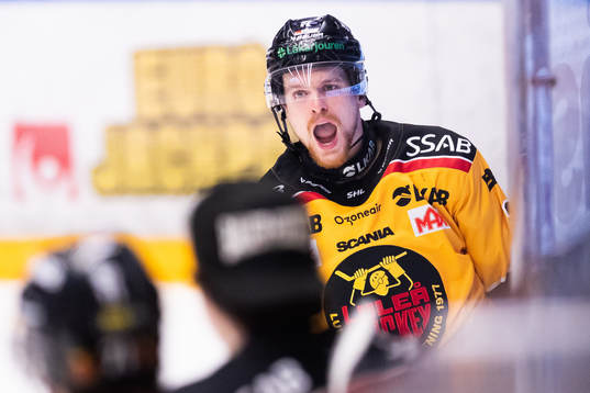 Luleås Brendan Shinnimin jublar