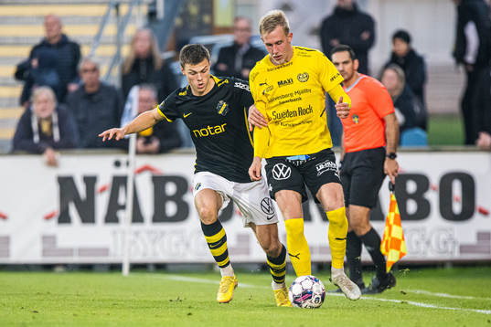 Mjällbys Herman Johansson och AIKs Erik Ring