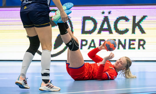 Charlotte Cholevova of the Czech Republic