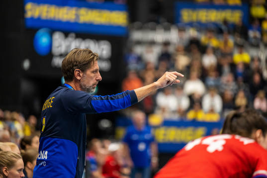 Headcoach Tomas Axnér of Sweden