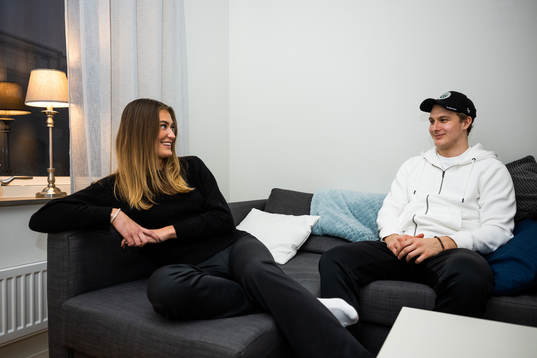 Sävehofs Stella Huselius och Frölundas Joel Ratkovic