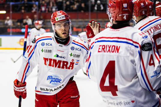 Timrås Magnus Pääjärvi jublar