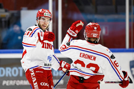Timrås Magnus Pääjärvi jublar