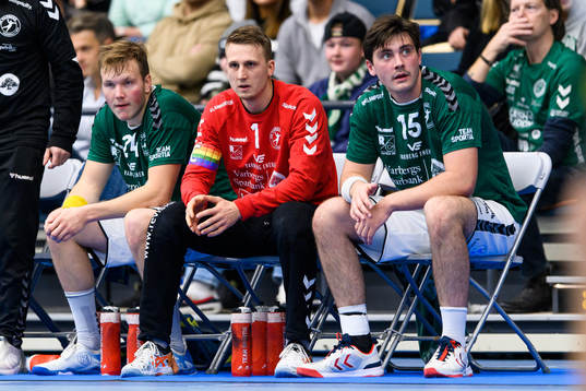 Varbergs Filip Andersson Moberg, målvakt Carl Aronius och